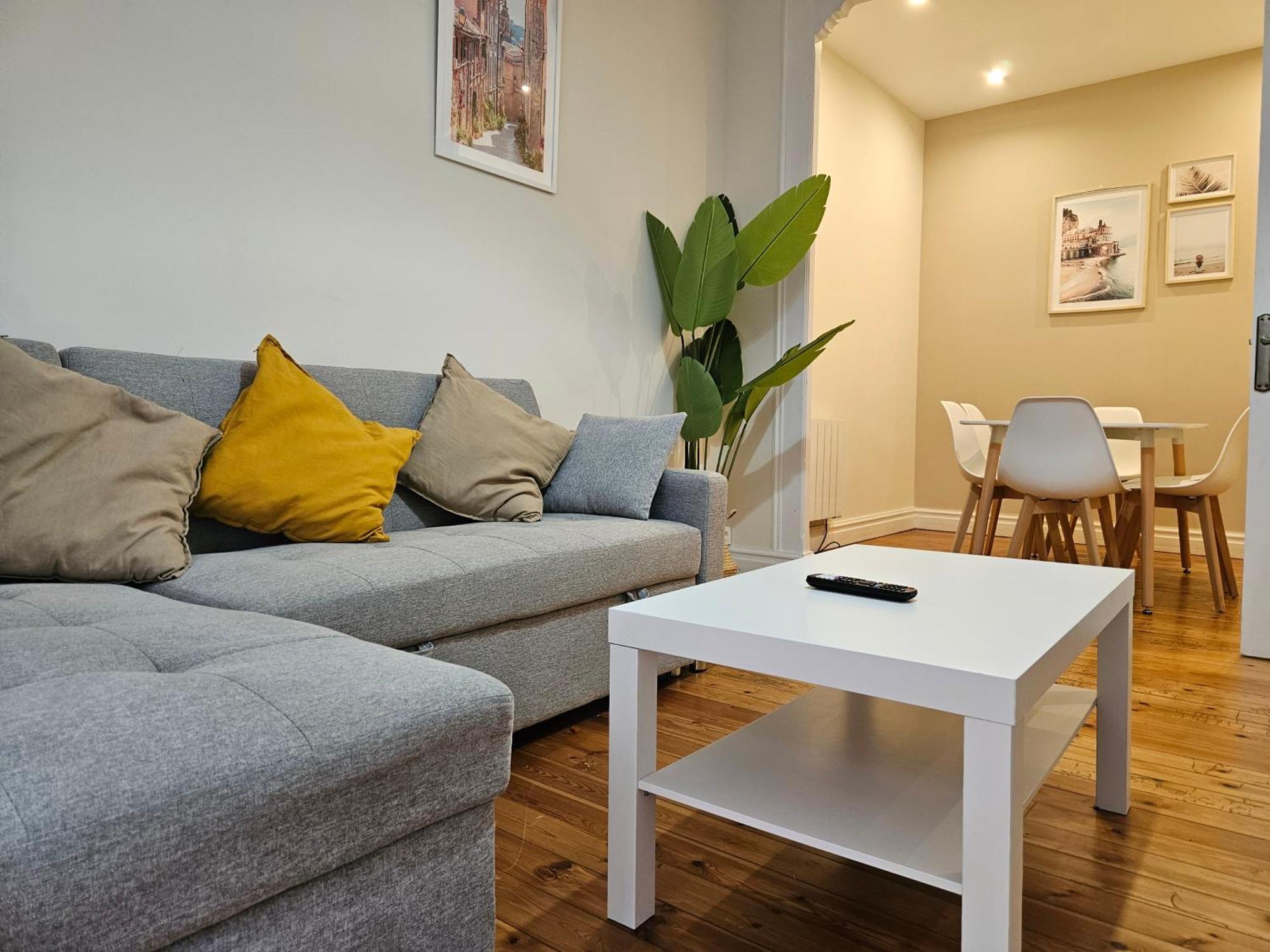 135B2 Precioso Apartamento En Playa San Lorenzo Gijón Exteriör bild